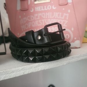 Pyramid 2-Row Stud Belt